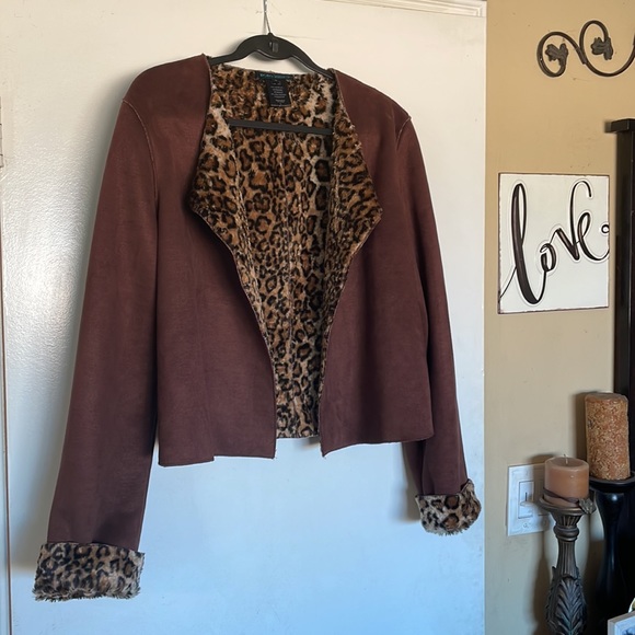 ❤️ BCBG for Nordstrom faux suede and faux leopard fur lined jacket - Picture 7 of 10